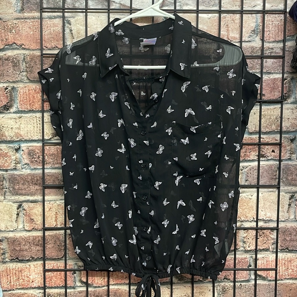 No Boundaries sheer top black with pink butterflies womens size large 11-13